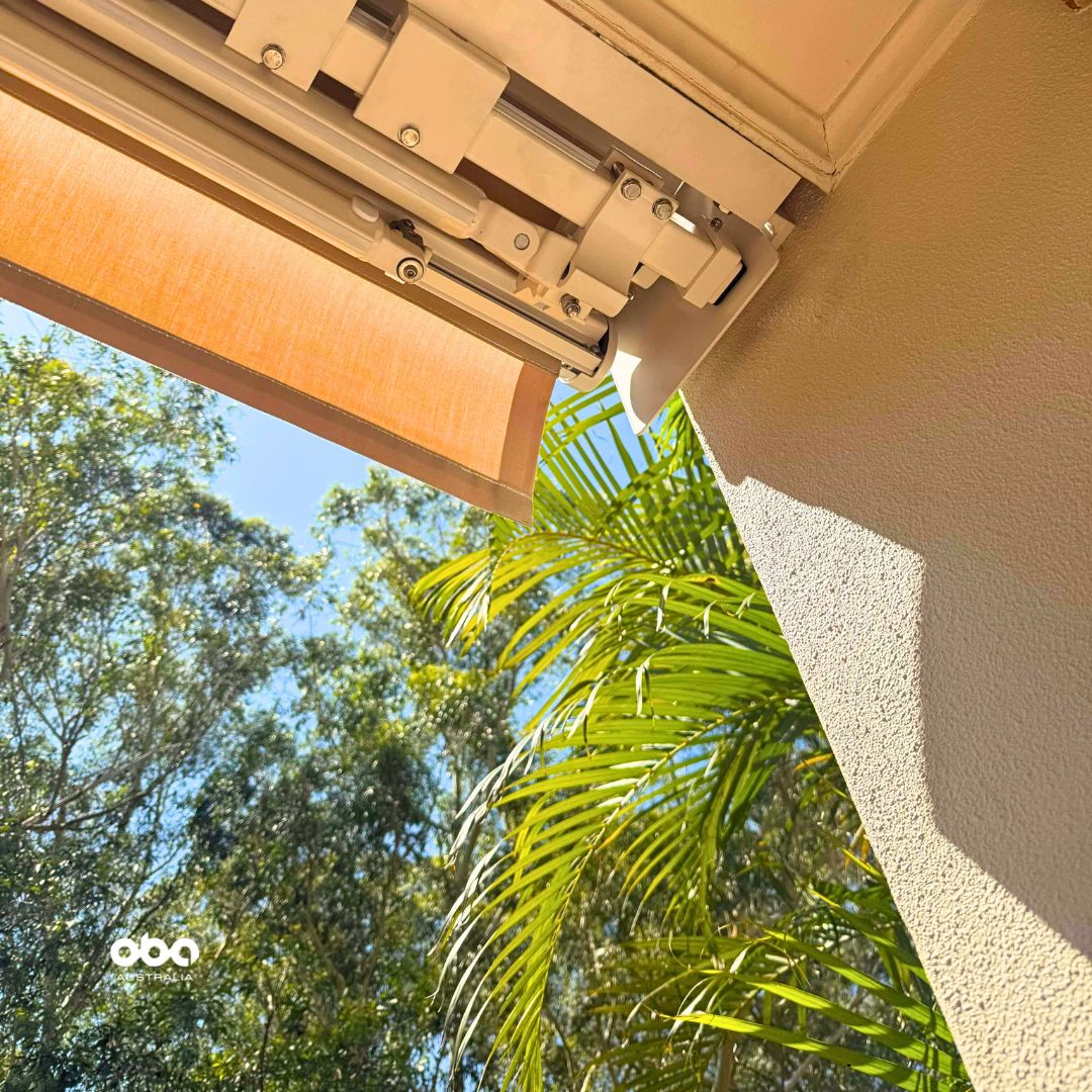 Outdoor Blinds and Awnings Blog Post: 6 Reasons Why Your Motorised Outdoor Blinds, Awnings, or Retractable Roof Aren’t Fully Retracting