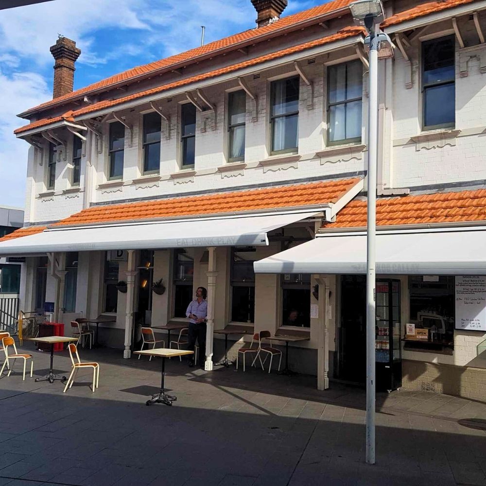 Folding-Arm-Awning-96