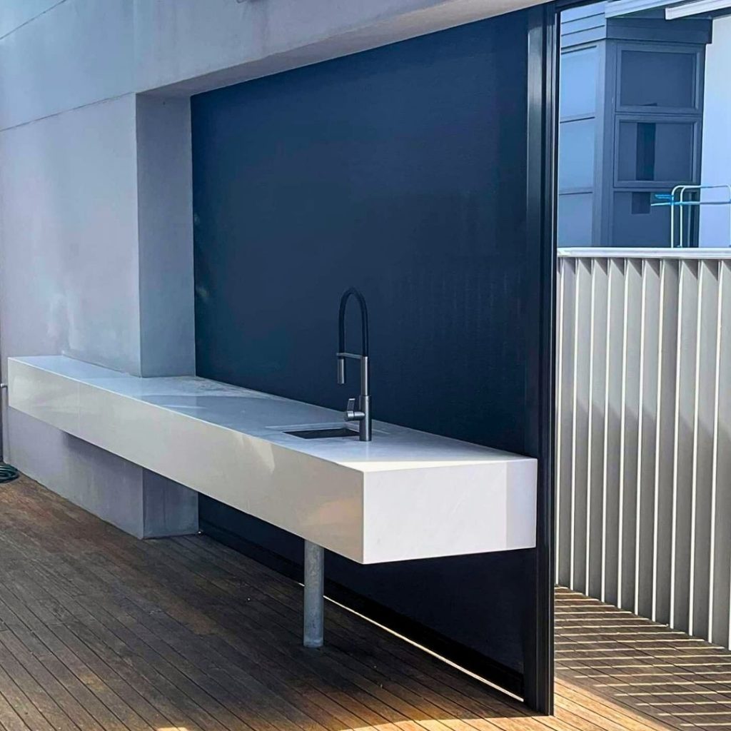 Screentex Zip Outdoor Blinds by Outdoor Blinds and Awnings O(B()