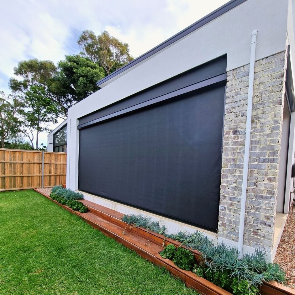 Screentex Zip Outdoor Blinds by Outdoor Blinds and Awnings O(B()