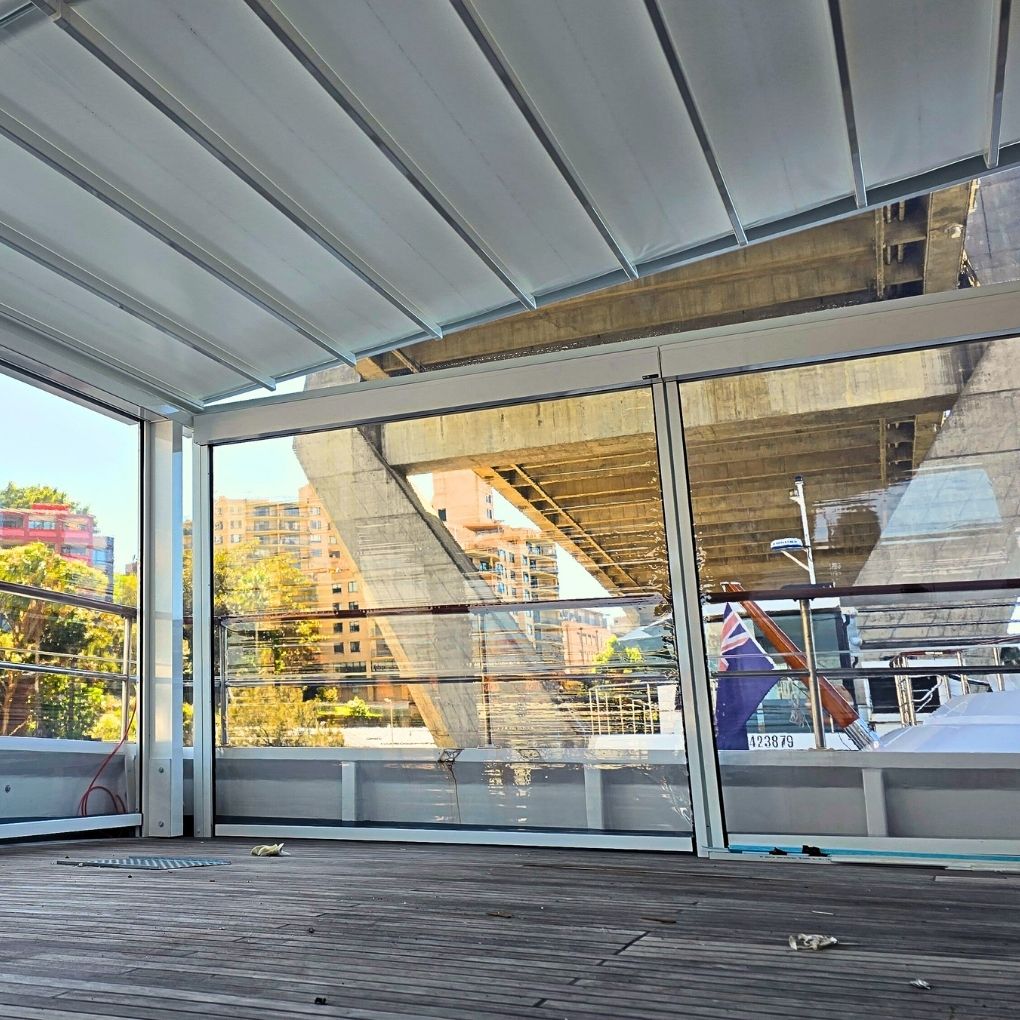 Med Evo retractable Fabric Roof and Screentex Zip Outdoor Blinds by Outdoor Blinds and Awnings (OBA) (2)