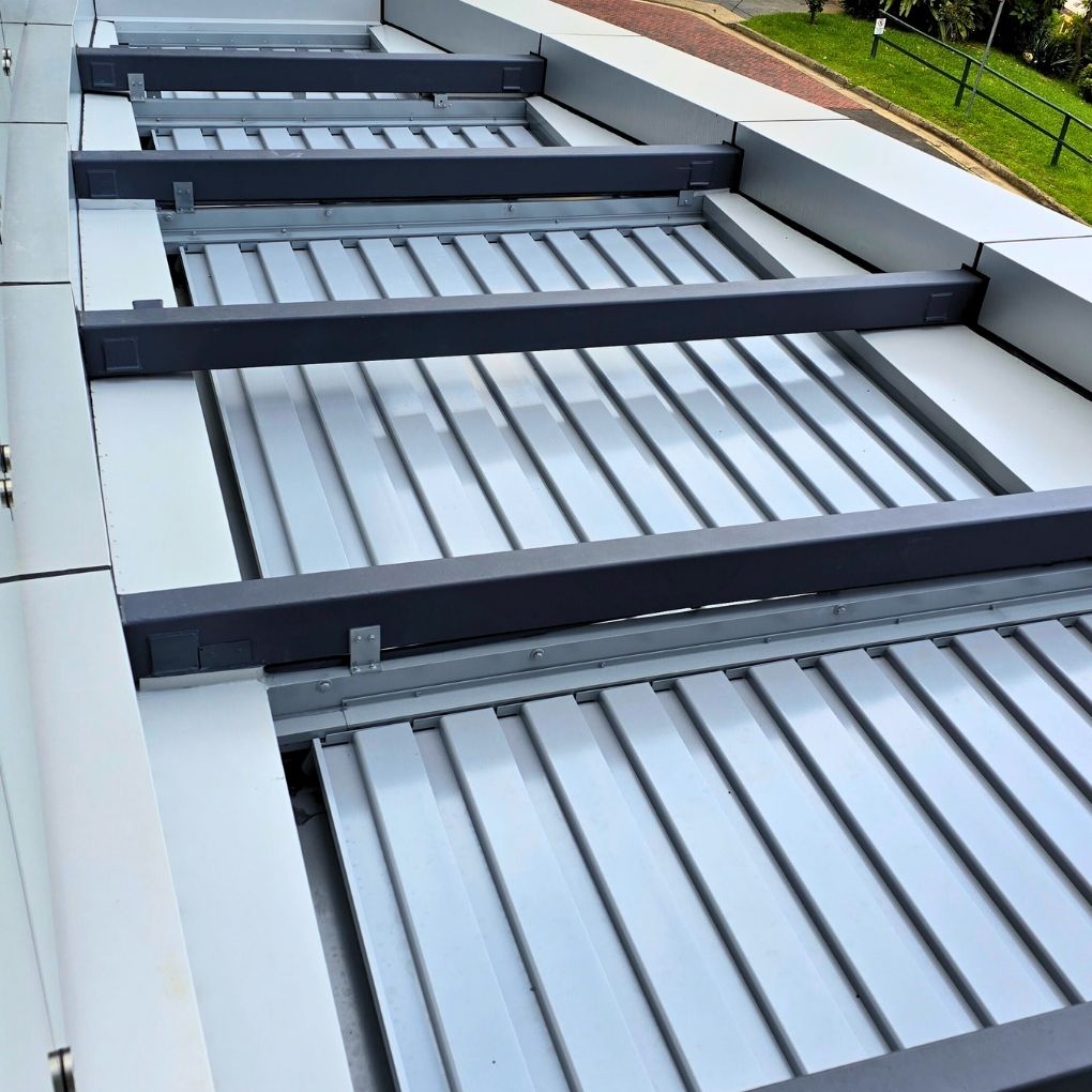 Med Twist Opening Louvre Roof by Outdoor Blinds and Awnings (OBA)