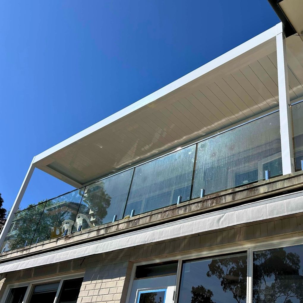 Med Twist Opening Louvre Roof by Outdoor Blinds and Awnings (OBA)