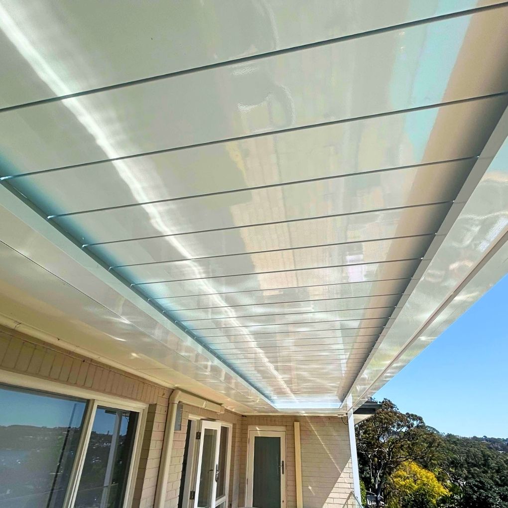 Med Twist Opening Louvre Roof by Outdoor Blinds and Awnings (OBA)