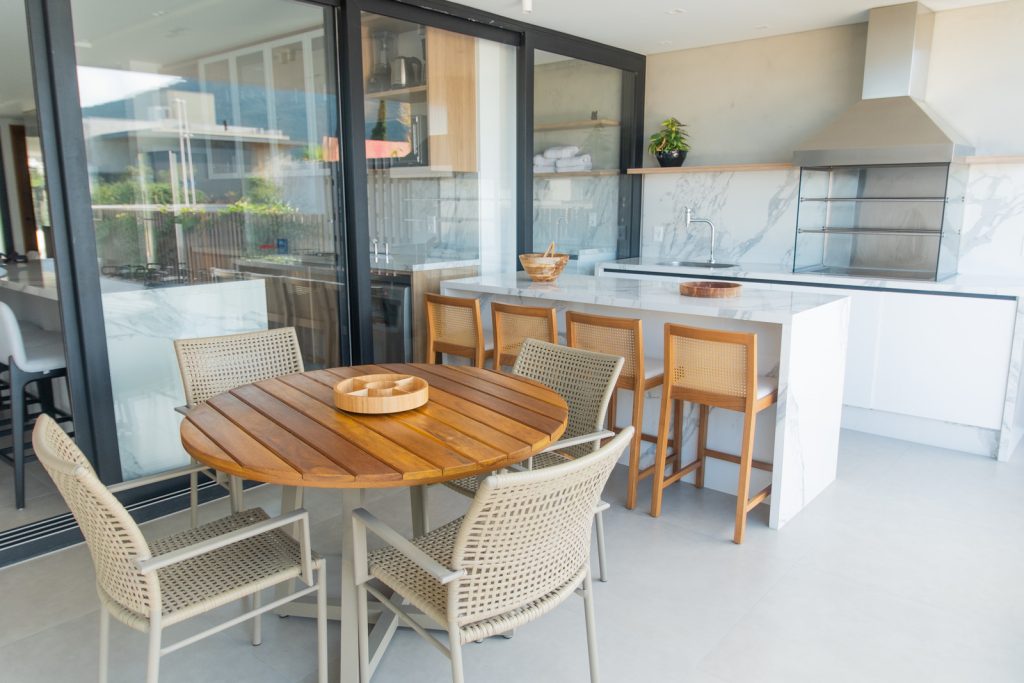 Screentex Blinds for Restaurants