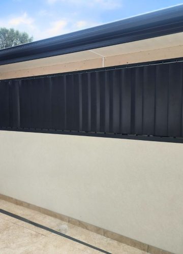 Aluminium Louvre Screen by Outdoor Blinds and Awnings (OBA)