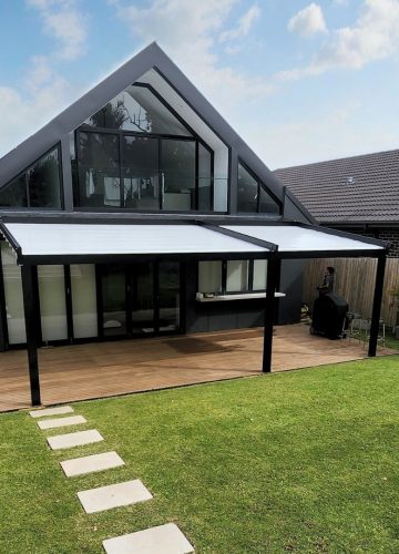 Med Evo Pro Retractable Roof by Outdoor Blinds and Awnings