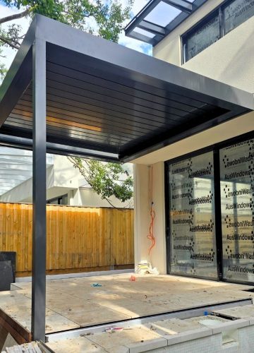 Med Twist Opening Louvre Roof By Outdoor Blinds and Awnings (OBA)