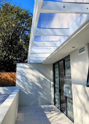 Polycarbonate Pergola Roof by Outdoor Blinds and Awnings (OBA)