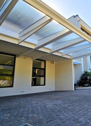 Polycarbonate Pergola Roof by Outdoor Blinds and Awnings (OBA)