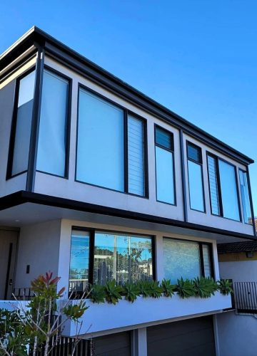 Screentex Zip Outdoor Blinds by Outdoor Blinds and Awnings O(B()